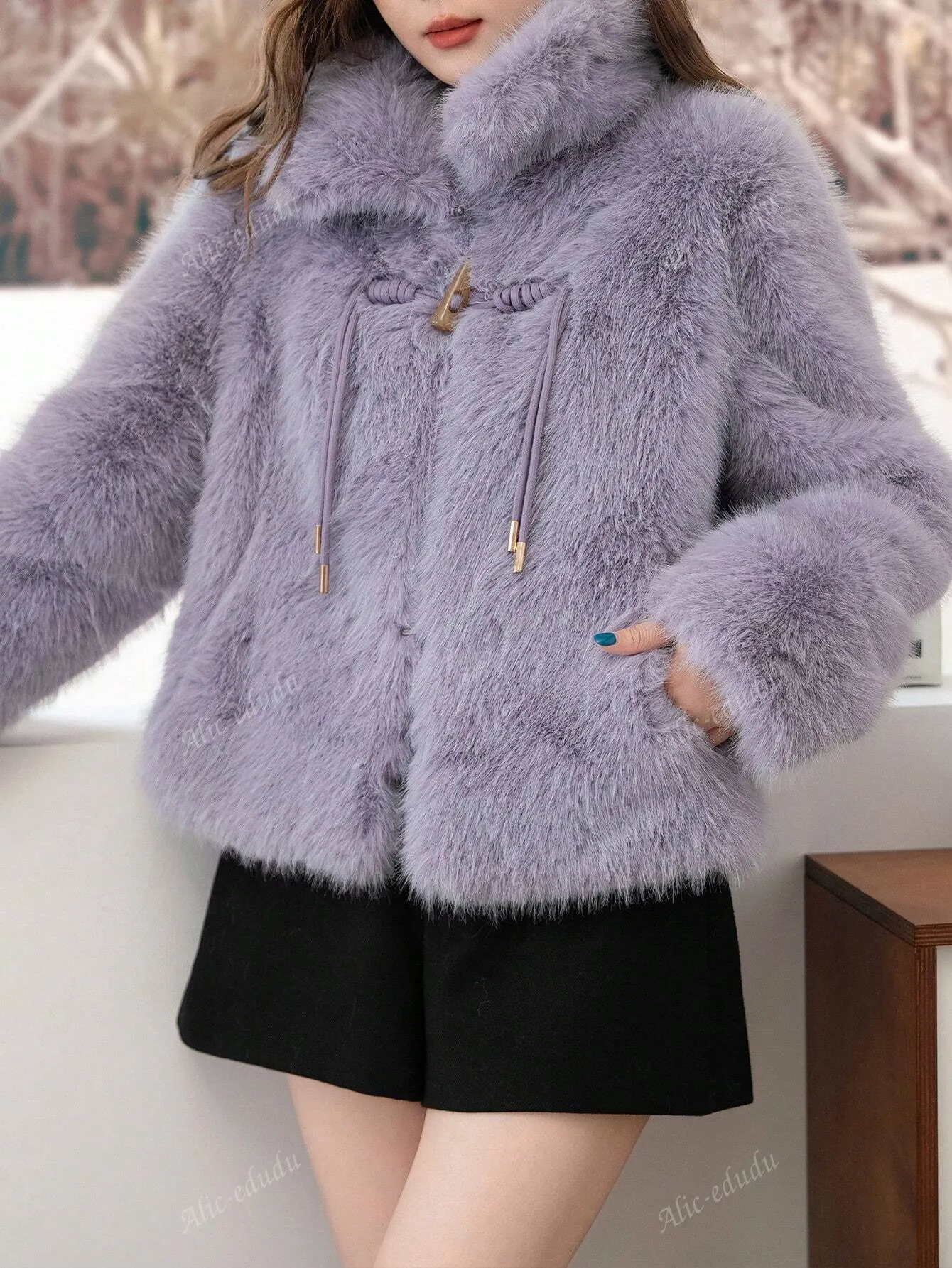 Alicedudu Women Simple Style Faux Fur Aviator Jacket