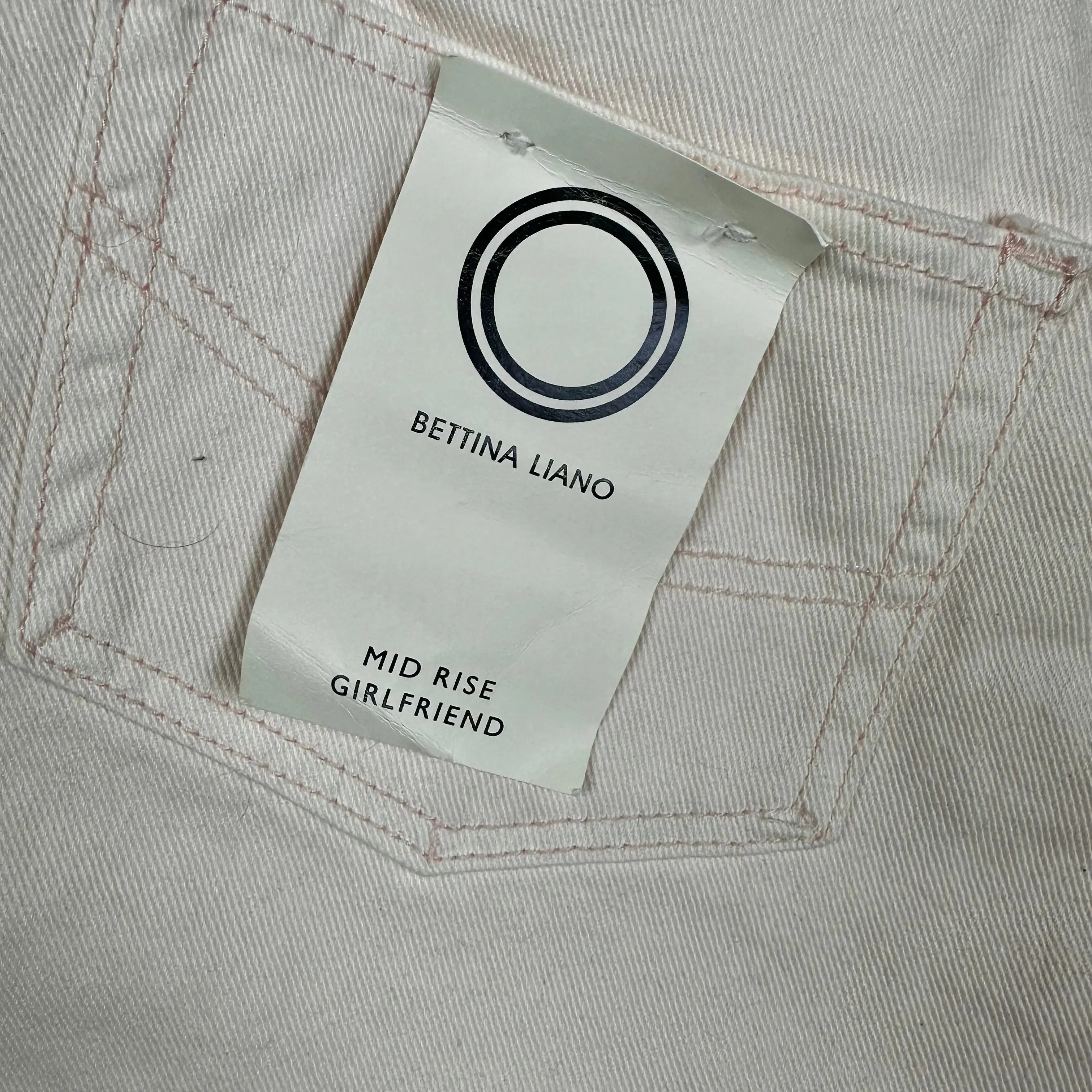 NWT- Bettina Liano Pink Mid Rise Girlfriend Jeans- Size 16