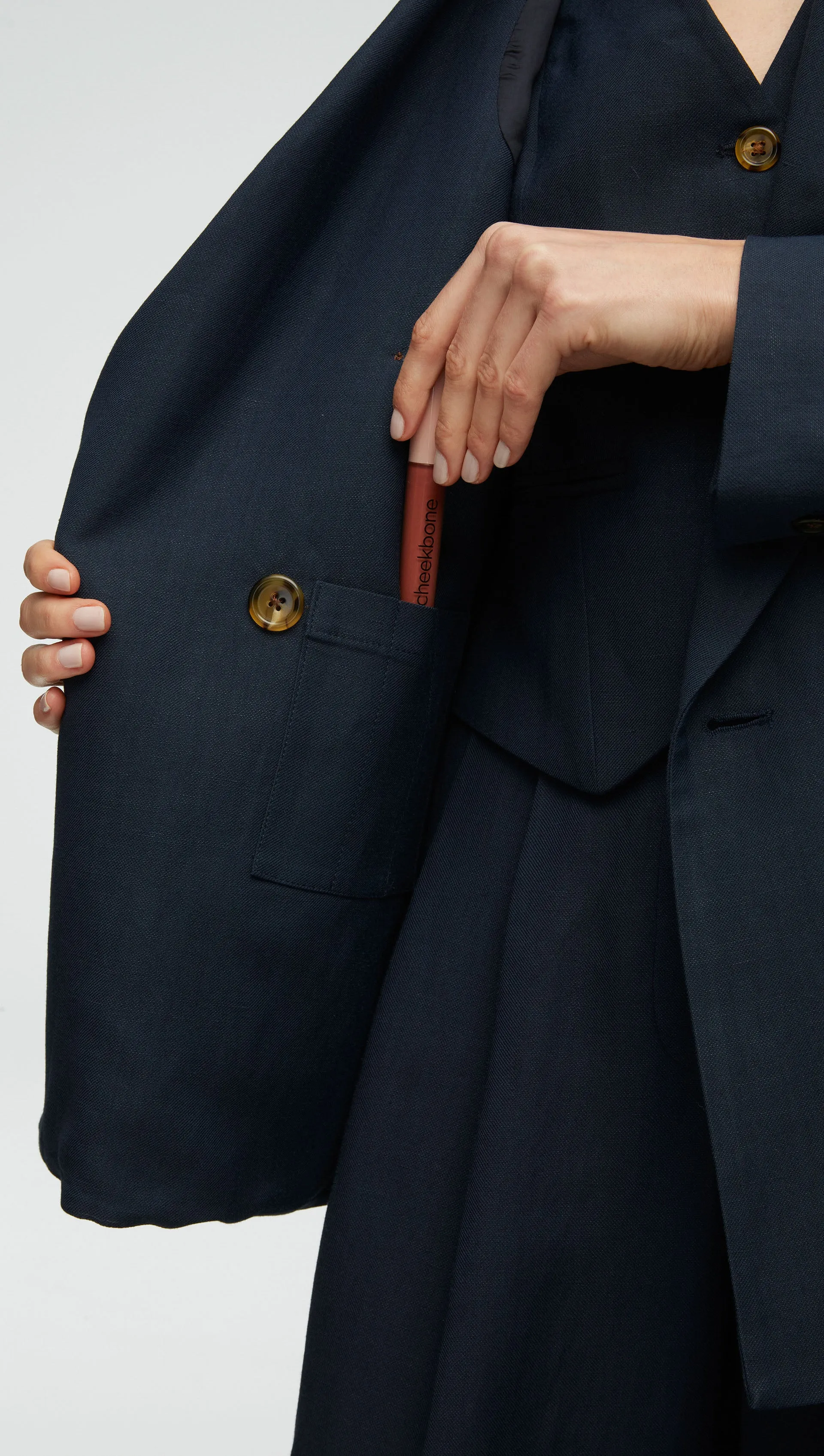 Peak Lapel Blazer in Viscose Linen Twill | Navy