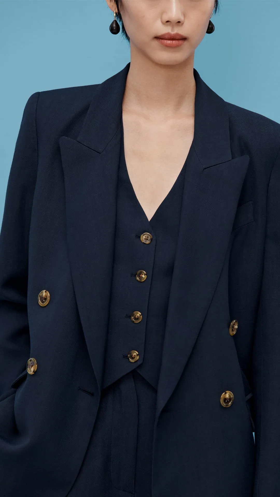 Peak Lapel Blazer in Viscose Linen Twill | Navy