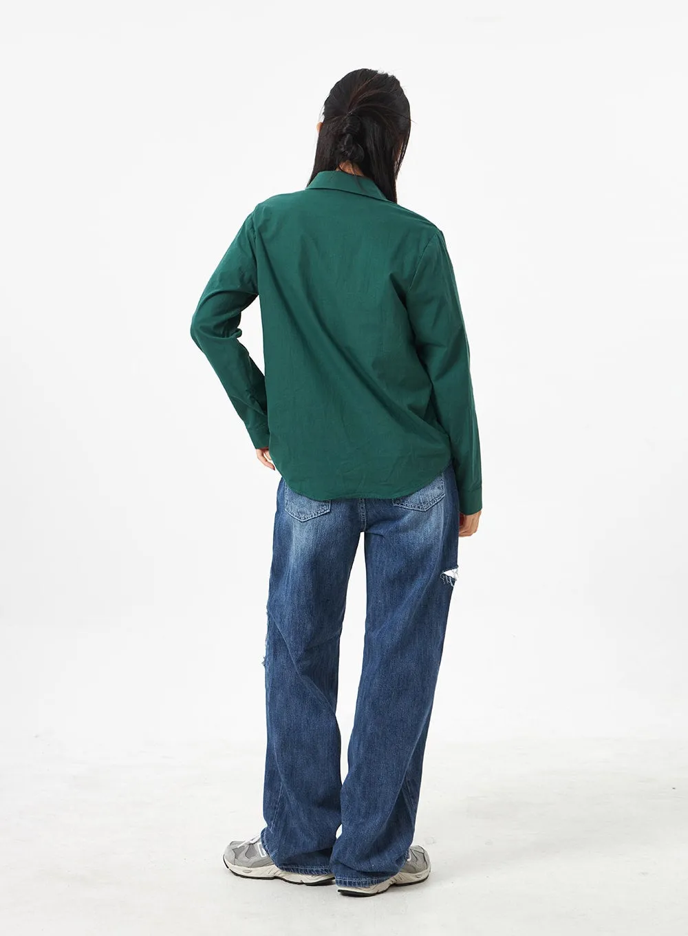 Ripped Knee Mid-Wash Jeans CA305